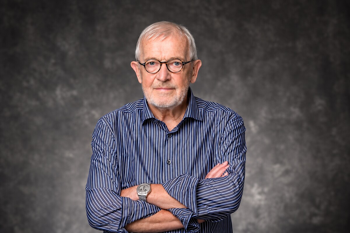 Francis Halzen Francis Halzen